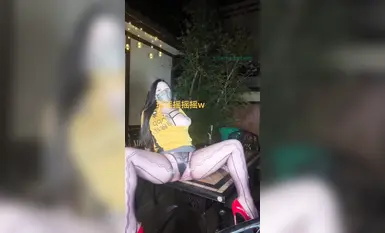 【微博巨乳】小王同學 秘語空間自購付費外賣員道具插逼