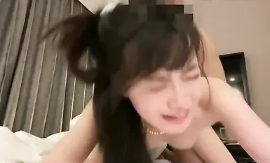 Abjous에서는 여러 명의 최고급 미녀들이 구강 성교를 하는 모습이 등장합니다.