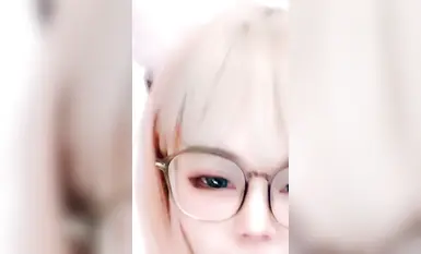 슈퍼미녀 D컵 가슴 누드댄스, 짧은 머리와 고혹적인 외모 [세븐페어리즈] 진동하는 계란과 진자 스윙으로 누구도 흉내낼 수 없는 섹시 댄스를 선보입니다(10)