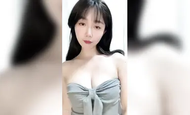 Lucky Orange BIGO contrasting big breasts mature woman face hole in the same frame nude dance masturbation sex paid customization (7)