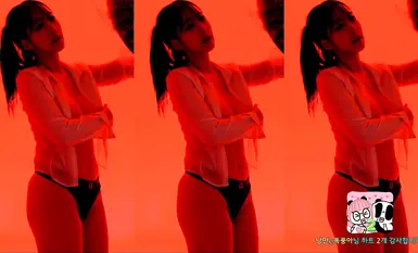 韩国巨乳舞姬@yso1004 湿身裸舞合集(43)