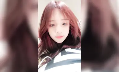 騷狐狸精_嬰兒肥大胸美少女 童顏酥胸裸舞自慰 (3)