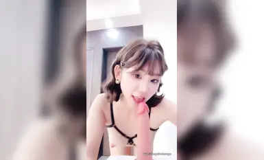 【極品妹妹_水噴槍_】9月16_27日_短發黑絲誘惑_模特身材黑絲情趣大秀 (1)