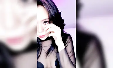 猫九号はお酒を飲まない_美乳、艶やかなダンス、美脚、ストッキング、そして淫らな水しぶき（１）