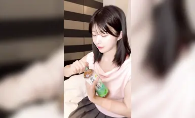 fc2-ppv-4800089_2 【個撮】顔出し　ZFile.001　就活相談に来たはずの**大生　をいとも簡単に食う裏垢男*界隈に驚愕しました。簡単に信用してホイホイホテルセックス時代のハメ撮り中出し