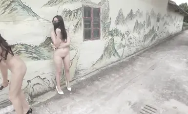 天花板露出狂人御姐【cikaimoon】新作+近期作品合集，田野里的自由：与农民共度的一天，在农民面前全裸露出，在沙滩人前全裸露出，真的是大胆完全不怕啊(4)