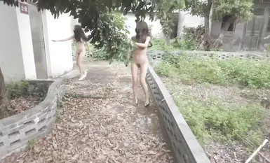 Siling mendedahkan karya baharu wanita matang gila [cikaimoon] + koleksi karya terkini. Kebebasan di ladang: seharian dihabiskan bersama petani, bogel sepenuhnya di hadapan petani, bogel sepenuhnya di hadapan orang ramai di pantai. Dia benar-benar berani 