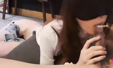 트위터 인플루언서 여고생 [란란]이 하얀 호랑이를 품은 여린 소녀의 모습으로 뒤에서 내 몸속으로 들어왔다.