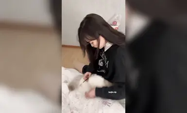 Bercinta dengan loli kecil kelahiran tahun 2004 yang tulen