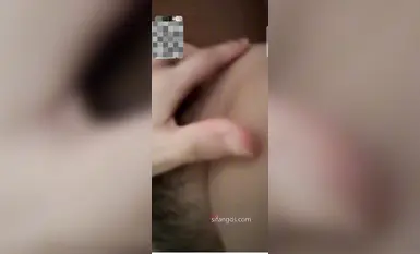 抖音泄密【強姨】45萬粉小網紅，端莊氣質御姐，露臉露點，一對一自慰，堅挺美乳1