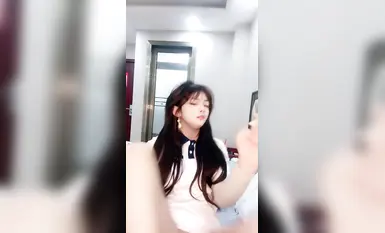 高颜值取悦——假屌插穴