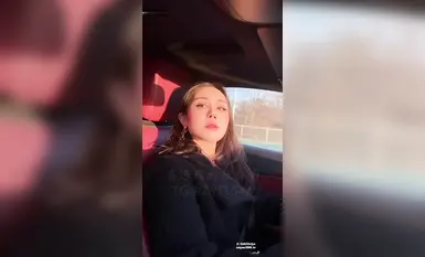 超美整活御姐_汐夢瑤_最新作，公園風景真的超級棒！_我也趁著氣氛正好，大膽地在陌生人面前露出口交，最後實在憋不住了直接在海邊開炮被狠狠內射