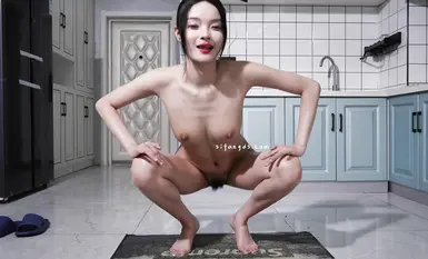 นางแบบเต้นชื่อดัง 'เซียวเหว่ย' มีใบหน้าและรูปร่างที่ยอดเยี่ยม เธอแสดงการเต้นเปลือย การสำเร็จความใคร่ด้วยตนเอง การใช้ออรัลเซ็กซ์ และการเลียนแบบการสำเร็จความใคร่ด้วยตนเองโดยใช้ดิลโด (4)