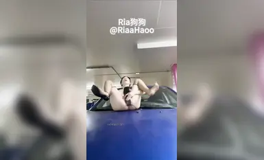 推特網紅清純反差女大學生【RiaaHaoo】【Ria狗狗】 私底下居然整天求粉絲線下操她 還喜歡學狗吃飯 欲求不滿 全裸在健身房的馬桶上找男人精液吃 (4)