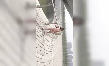 网红高颜值美少女团队【西萌工作室】高颜值学妹全裸户外露出，校园，马路公园(5)