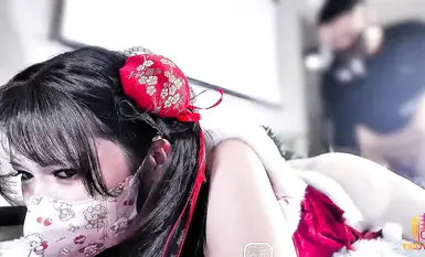 [Sugarheart UP Master] Cô nữ sinh trung học ngây thơ và dễ thương [Xiaoyou YOO] "Loli Bạch Hổ Giao Hàng Tận Nhà Giáng Sinh" Tinh dịch trắng chảy lênh láng và co giật! Mã nguồn Ultra HD