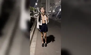 网红高颜值美少女团队【西萌工作室】学生嫩妹【涵涵小泪】深夜街头户外露出JK情趣制服诱惑(2)