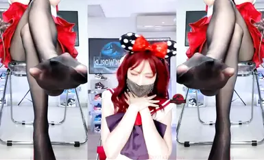 สตรีมเมอร์ Douyin ระดับท็อป 【一只霸王兽】เต้นเปลือยจากมุมมองต่างๆ ตบก้นใหญ่ๆ ของเธอจนแดง ใช้ลูกปัดและปลั๊กทางทวารหนัก นวดช่องคลอดที่ยั่วยวนของเธอ มันเร้าอารมณ์มาก (1)