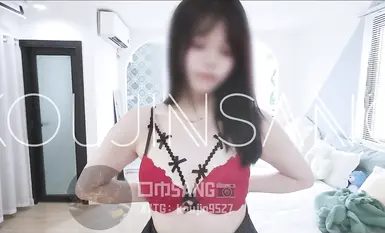 ภาพถ่ายส่วนตัวความละเอียดสูงฉบับเต็มของช่างภาพเฉิงตู [Koujin SANG] ที่มีนางแบบสาวสวยคนหนึ่ง เธอขี้อายแต่กระหายการกระตุ้นและสามารถสนองจินตนาการ 3P ของเธอได้เท่านั้น อวัยวะเพศของเธอสั่นสะเทือนจากการถูกสอดใส่อย่างรุนแรง การสอดใส่สองครั้งทำให้เธอเสียสติ (1)