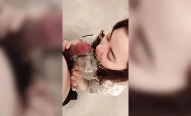 Seorang guru sekolah menengah di Fuzhou ditangkap sedang melakukan hubungan seks dengan kekasihnya yang botak di rumah (4)