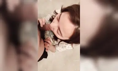 Seorang guru sekolah menengah di Fuzhou ditangkap sedang melakukan hubungan seks dengan kekasihnya yang botak di rumah (4)