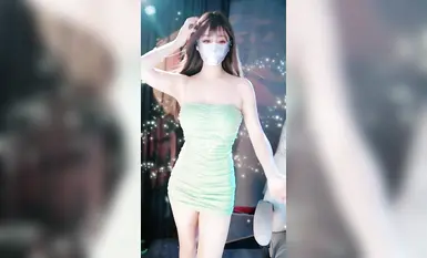 Huajiao Sweet Girl สตรีมเมอร์คุณภาพสูง ทำการเต้นเปลือยและสำเร็จความใคร่ด้วยตนเอง เธอมีรูปร่างและหน้าตาที่น่าทึ่ง (2)