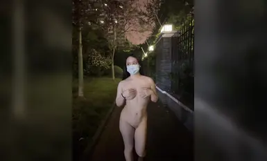 [Doubanjiang] Daerah Putuo Shanghai, pendedahan waktu malam, dikelilingi oleh orang ramai, model berkualiti tinggi jarang ditemui.