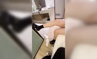 Satu kes sebenar seorang sepupu melakukan sumbang mahram dengan sepupu senior sekolah menengahnya yang pendiam, suci, dan cantik. Lebih pendiam gadis itu, lebih besar kemungkinan dia akan dicabul sebanyak tiga kali, terutamanya gadis yang memakai skirt mi