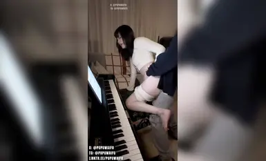 Pupu waifupupu12_16 "นักเปียโน" มือของฉันอยู่บนแป้นเปียโน มือของคุณอยู่บนร่างกายของฉัน บทเรียนเปียโน การสอดใส่ทางด้านหลัง แฟนสาวเปลือย ผู้หญิงอยู่ด้านบน การข่มขืนด้วยนิ้ว อเฮกาโอ เซ็กซ์ทางปาก 2