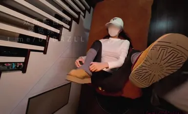 177大长腿反差母狗【svj798ds】白帽紧身衣开裆瑜伽裤猛烈打桩从此爱上瑜伽裤(1)