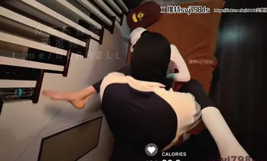 177大长腿反差母狗【svj798ds】白帽紧身衣开裆瑜伽裤猛烈打桩从此爱上瑜伽裤(1)