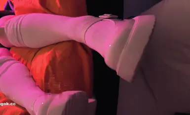 สุนัขเพศเมียสูง 177 ซม. ขายาว มีลักษณะตัดกัน [svj798ds] การยั่วยวนของสาวผิวคล้ำ ถุงน่องสีขาว ชุดนักเรียน JK อุปกรณ์ประกอบฉากสำหรับการสำเร็จความใคร่ด้วยตนเอง การสอดใส่ที่เย้ายวน