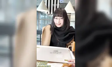 噗噗waifupupu12_13反差婊开裆黑丝公共厕所啪啪真刺激