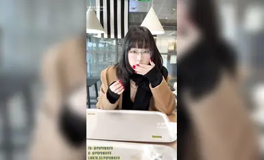 噗噗waifupupu12_13反差婊开裆黑丝公共厕所啪啪真刺激