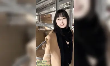 噗噗waifupupu12_13反差婊开裆黑丝公共厕所啪啪真刺激