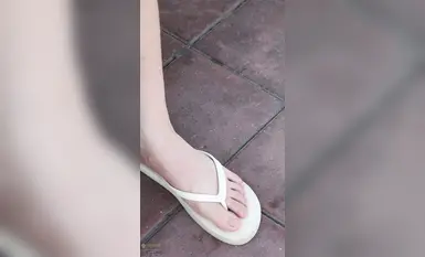 足模攝影福利【青檸映畫 】鄰家清純少女【阿慌】JK公交站 (2)