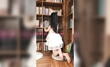 발 모델 사진 촬영 특전 [라임 필름] 순수하고 천진난만한 옆집 소녀 [황아] 공주 서스펜더 드레스 읽기 (1)