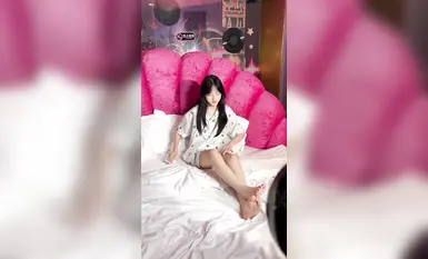 สิทธิพิเศษในการถ่ายภาพนางแบบเท้า [Lime Film] สาวน้อยข้างบ้านที่บริสุทธิ์และไร้เดียงสา [A Huang] วัสดุแผ่นรองเท้าชุดนอน (1)