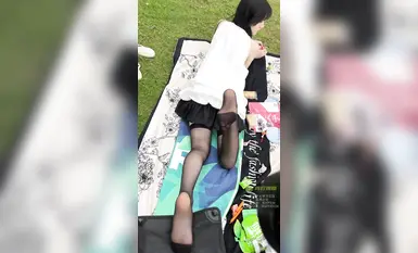 足模摄影福利【青柠映画】邻家清纯少女【阿慌】草坪露营(1)