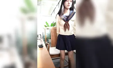 สิทธิพิเศษในการถ่ายภาพนางแบบเท้า [Lime Film] สาวน้อยข้างบ้านที่บริสุทธิ์และไร้เดียงสา [A Huang] JK สวมถุงน่องสีดำกำลังดื่มชา