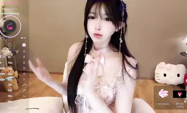 톱 여신 [Hahaha_ha2]의 최신 물총쇼 티켓 컬렉션, 다양한 섹시 유니폼 유혹, 여러 소품을 이용한 추력, 대공포처럼 질액을 여러 번 분사하여 마치 광활한 바다처럼 바닥을 적시는 모습(41).