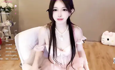 頂流女神【Hahaha_ha2】最新門票噴水大秀合集，各種情趣制服誘惑， 多個道具抽插 多次潮噴 淫水如高射炮 噴的地板上猶如一片汪洋 (66)