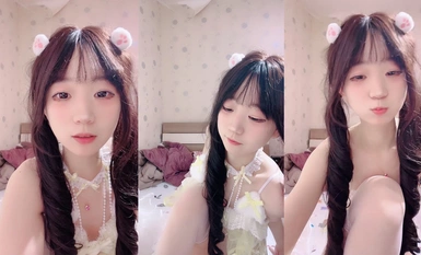 校花首次带闺蜜下海直播【邪恶双马尾】以身作则~道具狂插(23)