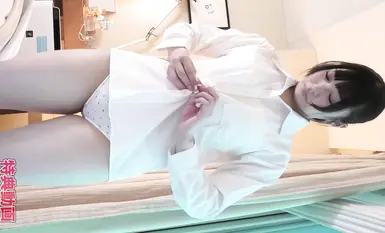 fc2-ppv-4833894_SP 无码 <前清纯偶像练习生制服照，18岁，坂道系列> 粉嫩私处大开！新鲜私处敞开供人观赏 ♡ 超近特写！附赠评测特典