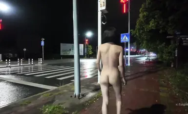 เทพธิดาคนดังบนอินเทอร์เน็ต [cikaimoon] รู้สึกตื่นเต้นและดีใจทุกครั้งที่เธอไปชนบท ถนนในเมืองในคืนที่ฝนตก หรือสวนสาธารณะในเวลากลางวันแสกๆ (2)