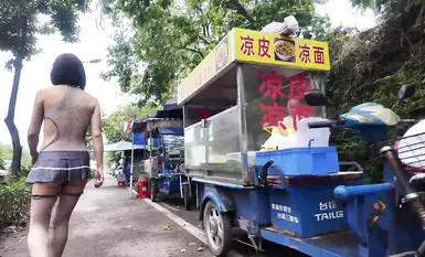 A day trip to the scenic area was a revelation, [cikaimoon], attracting 100% attention along the way, leaving sanitation workers and street vendors speechless_3