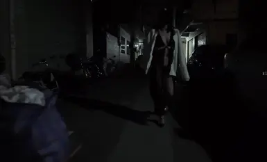 網紅人氣露出女神【cikaimoon】城市街頭露出 從白天到黑夜，大叔們看得流口水 (1)