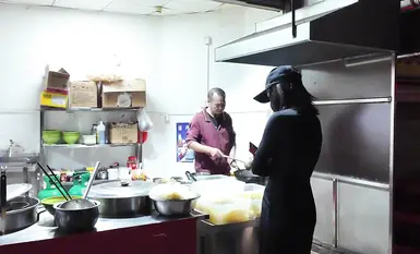 网红人气露出女神【cikaimoon】城市街头露出从白天到黑夜，大叔们看得流口水(3)