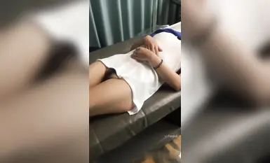 天花板露出狂人【cikaimoon】12月新作，全裸溫泉，按摩，洗頭被揩油摸奶 (2)