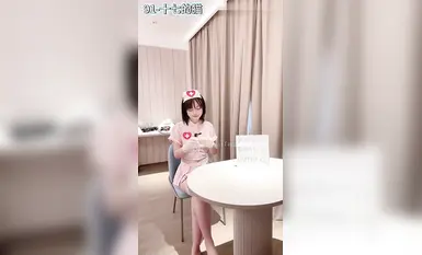 91 สาวสวยคนดังทางอินเทอร์เน็ต [แคทจากเซเว่นทีน] โชว์ใบหน้าและลงไปในทะเล ช่องคลอดของสาวผมสั้นที่อ่อนเยาว์และกระฉับกระเฉงนั้นแน่นมาก เหมือนก้นที่ยั่วยวน ช่องคลอดที่อ่อนนุ่มล็อกอวัยวะเพศชายเข้าออก และเสียงครางก็เคลื่อนไหว (6)